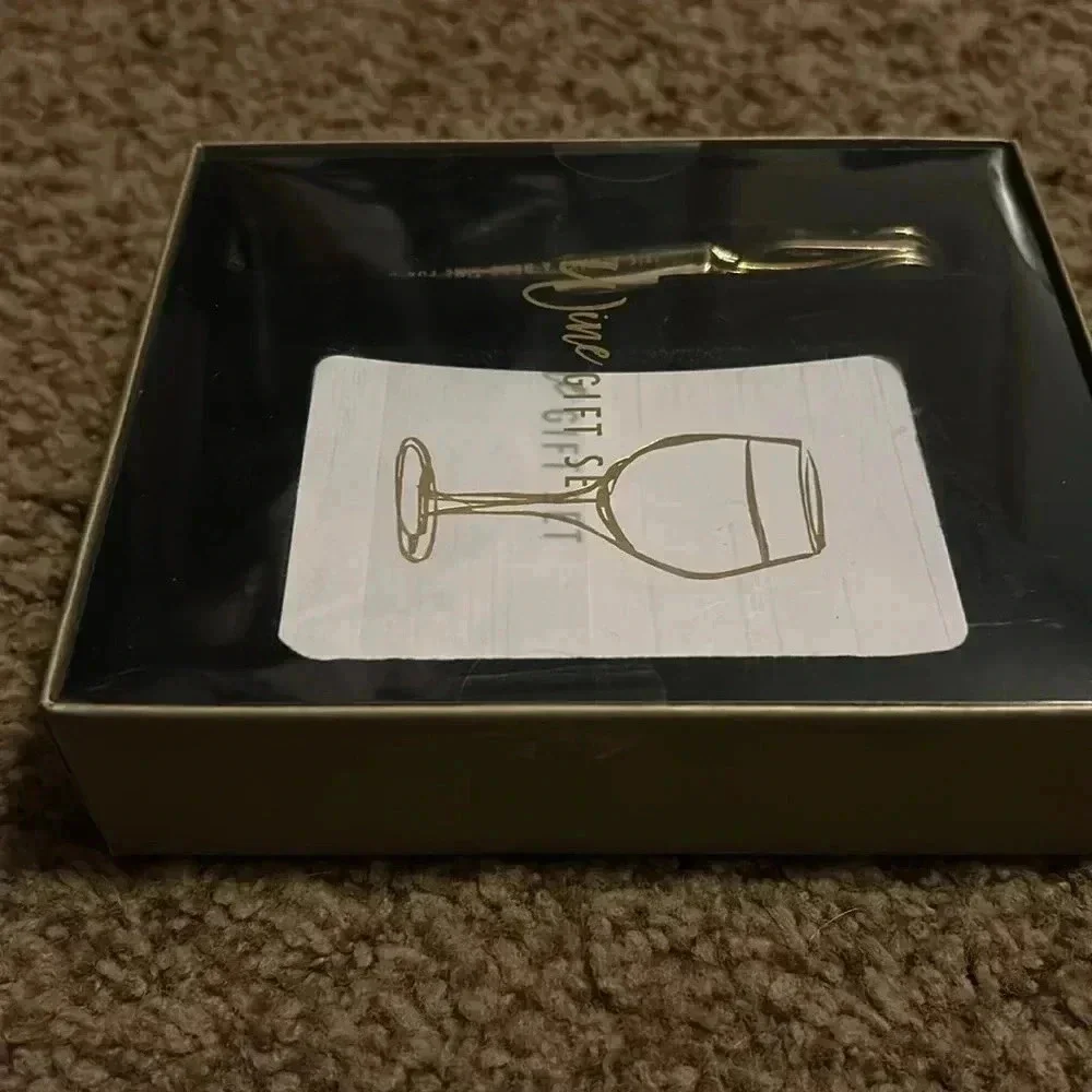 Markings by Design Wine Gift Set Gold Bottle Opener and 20 Wine 101‎ Cards NEW
